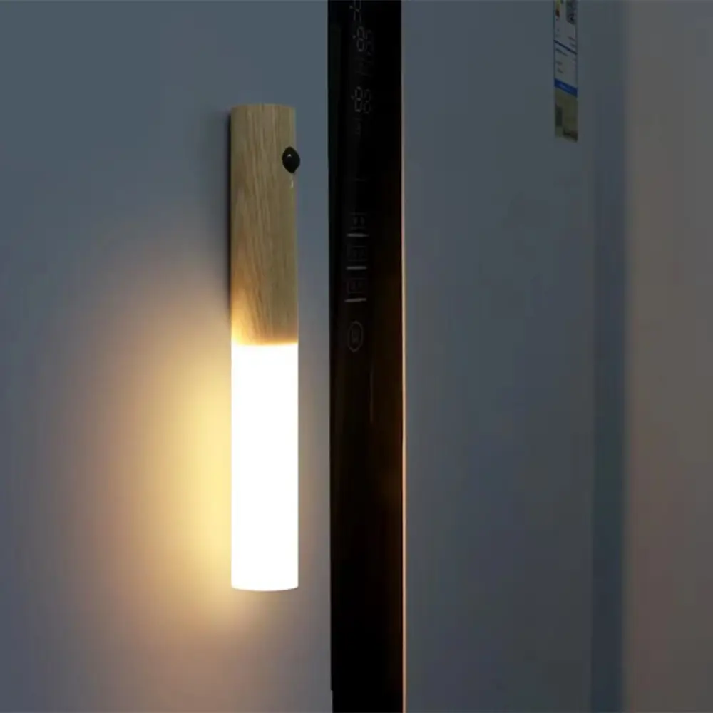 LÁMPARA LED CON SENSOR DE MOVIMIENTO